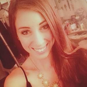 Meet your Posher, Laura